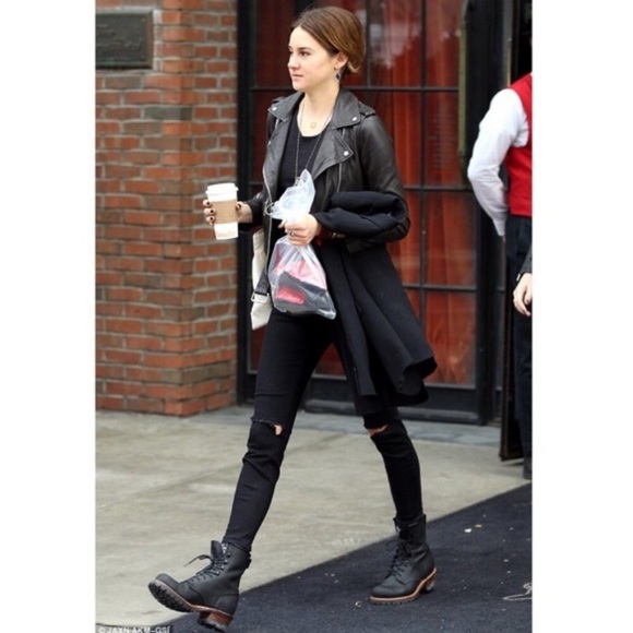 Frye Logger 8G Brown Leather Distressed Lace Up Lug Sole Work/Hiking Moto Boot - Picture 5 of 16